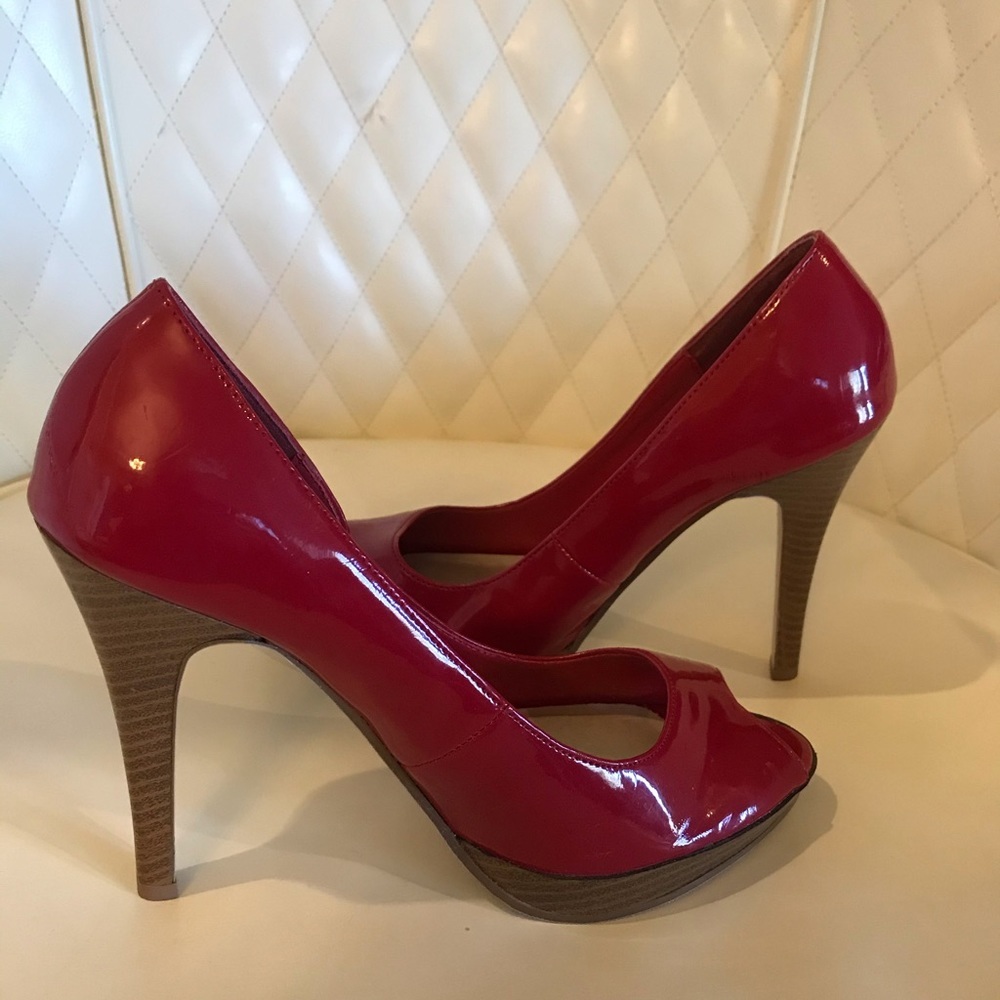 Delicious Red Shoes - Picture 2 of 5